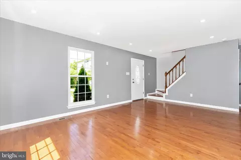 Living - 2604 Ashmont Ter, Silver Spring, MD 20906 photo 5 of 5