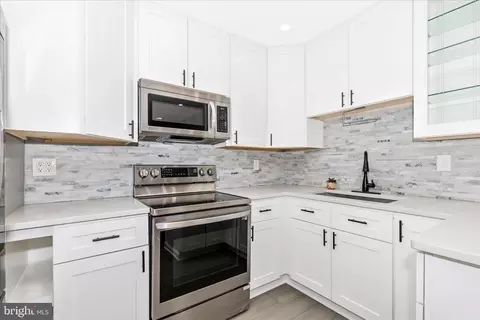 Kitchen - 2604 Ashmont Ter, Silver Spring, MD 20906 photo 1 of 2