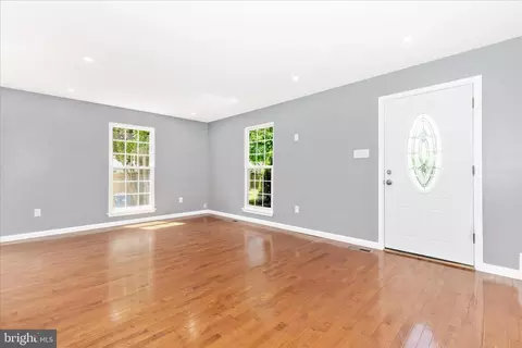 Living - 2604 Ashmont Ter, Silver Spring, MD 20906 photo 1 of 5