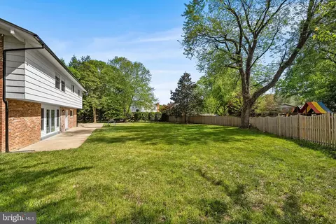 Exterior - 11716 Lovejoy St, Silver Spring, MD 20902 photo 3 of 4