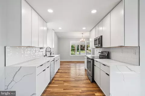 Entry Way - 11716 Lovejoy St, Silver Spring, MD 20902 photo 1 of 1