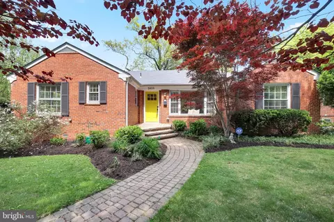 3409 Inverness Dr, Chevy Chase, MD 20815