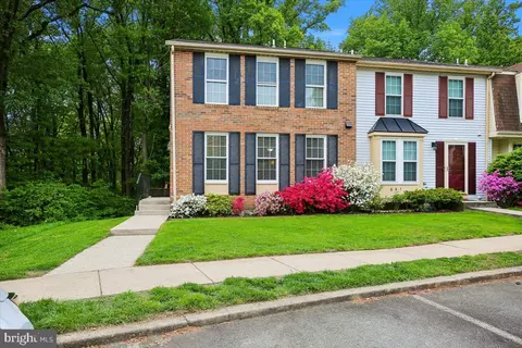639 Coral Reef Dr, Gaithersburg, MD 20878