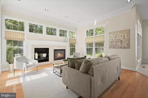 16907 Harbour Town Dr, Ashton, MD 20861 photo 17