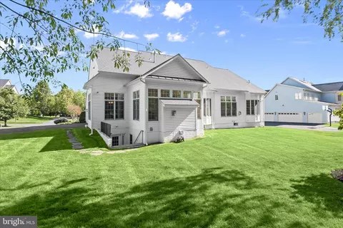 16907 Harbour Town Dr, Ashton, MD 20861 photo 61