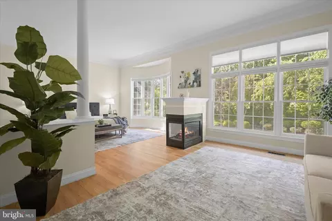 16907 Harbour Town Dr, Ashton, MD 20861 photo 32