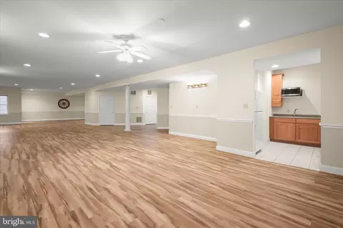 16907 Harbour Town Dr, Ashton, MD 20861 photo 48
