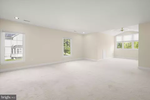 16907 Harbour Town Dr, Ashton, MD 20861 photo 40