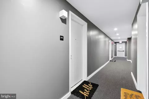 Entry Way - 700 Roeder Rd #105, Silver Spring, MD 20910 photo 5 of 5