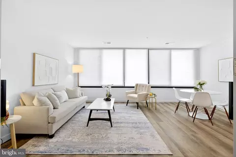 Living - 700 Roeder Rd #105, Silver Spring, MD 20910 photo 1 of 4