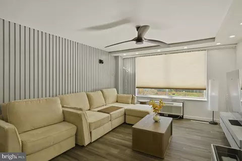 Living - 9701 Fields Rd #200, Gaithersburg, MD 20878 photo 2 of 4