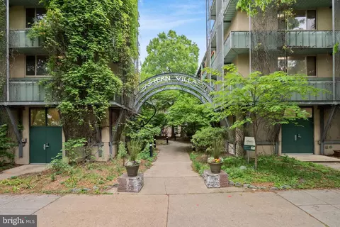 7981 Eastern Ave #219, Silver Spring, MD 20910