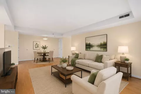 Living - 7981 Eastern Ave #219, Silver Spring, MD 20910 photo 1 of 8