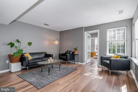 1633 Carriage House Ter #D, Silver Spring, MD 20904
