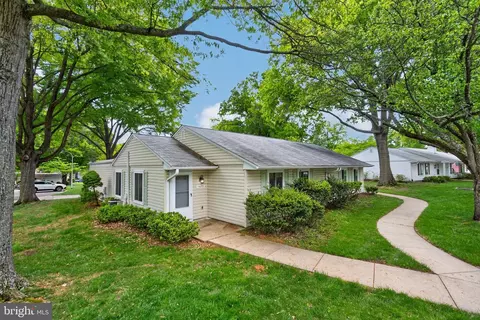 14602 Deerhurst Ter #209-B, Silver Spring, MD 20906