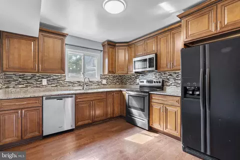 32 Anna Ct #281, Gaithersburg, MD 20877