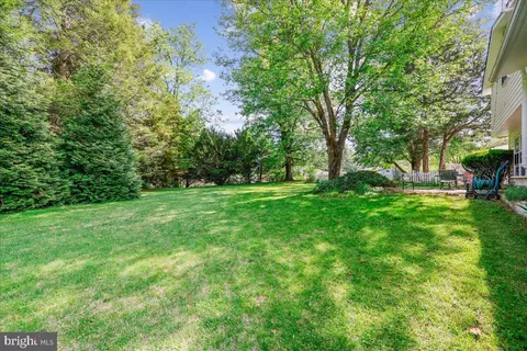 Exterior - 1421 Morningside Dr, Silver Spring, MD 20904 photo 4 of 17