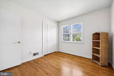 Bedroom - 1421 Morningside Dr, Silver Spring, MD 20904 photo 6 of 7