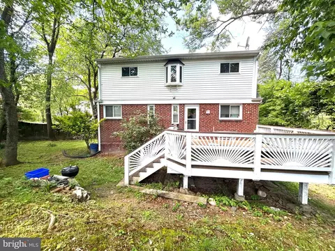 906 Dryden Ct, Silver Spring, MD 20901