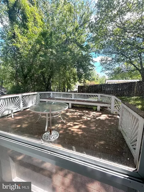 Exterior - 906 Dryden Ct, Silver Spring, MD 20901 photo 6 of 6