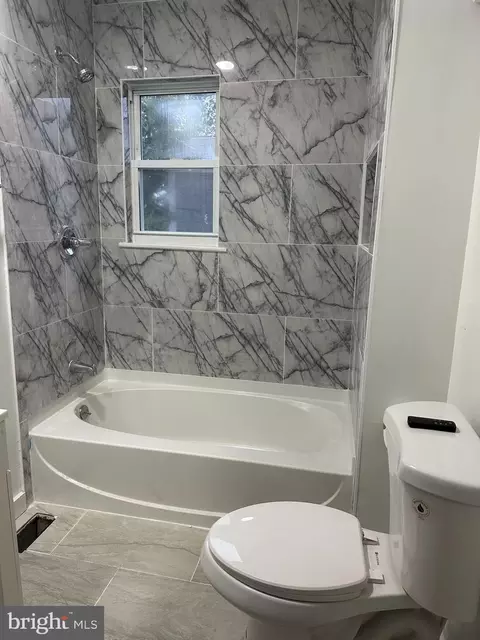 Bath - 8411 11th Ave, Silver Spring, MD 20903 photo 2 of 3