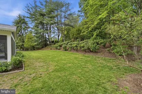 Exterior - 2304 Hidden Valley Ln, Silver Spring, MD 20904 photo 9 of 10