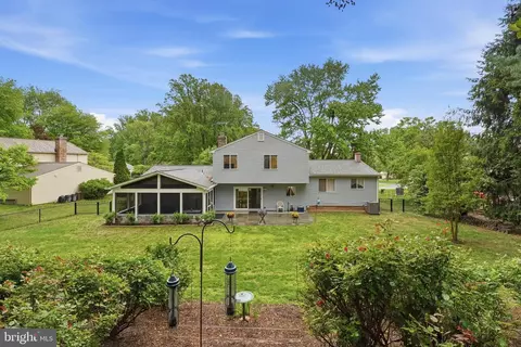 Exterior - 2304 Hidden Valley Ln, Silver Spring, MD 20904 photo 10 of 10