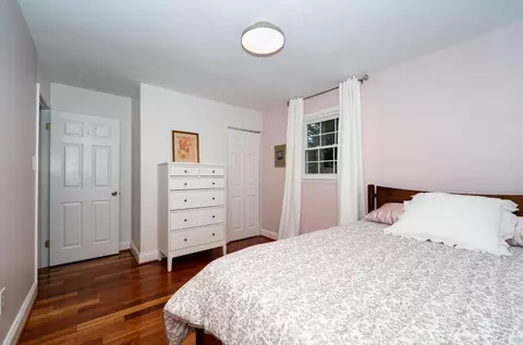 Bedroom - 15204 Aylesbury St, Silver Spring, MD 20905 photo 2 of 4