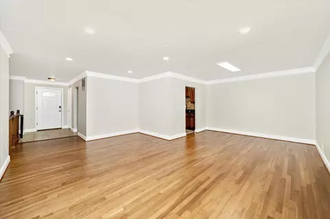 Living - 15204 Aylesbury St, Silver Spring, MD 20905 photo 1 of 4