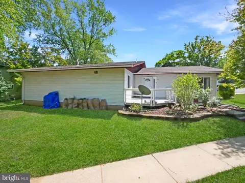 38 Steven Ct #212, Gaithersburg, MD 20877
