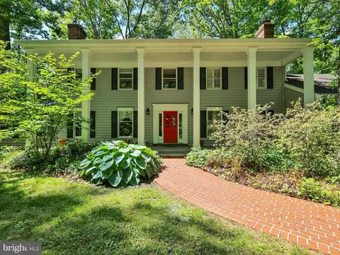 9204 Falls Bridge Ln, Potomac, MD 20854