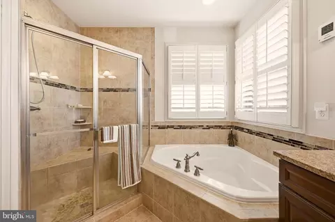 Bath - 1104 Sweetbay Pl, Silver Spring, MD 20906 photo 1 of 3