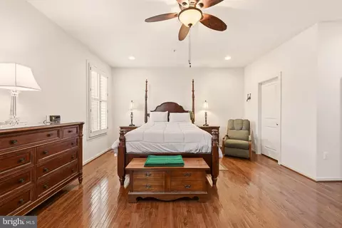 Bedroom - 1104 Sweetbay Pl, Silver Spring, MD 20906 photo 1 of 4