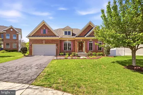 Exterior - 1104 Sweetbay Pl, Silver Spring, MD 20906 photo 2 of 9