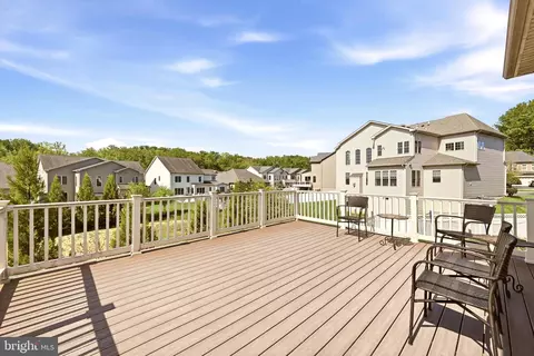 Exterior - 1104 Sweetbay Pl, Silver Spring, MD 20906 photo 3 of 9