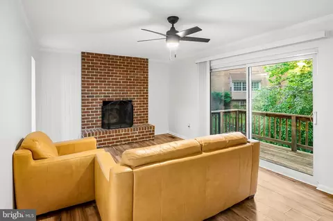 Living - 11339 Baroque Rd, Silver Spring, MD 20901 photo 1 of 6