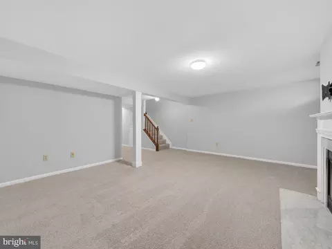 Living - 14913 Habersham Cir, Silver Spring, MD 20906 photo 6 of 6