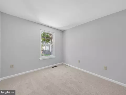 Bedroom - 14913 Habersham Cir, Silver Spring, MD 20906 photo 3 of 5
