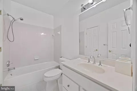 Bath - 401 Calloway Ct, Ashton, MD 20861 photo 13 of 13