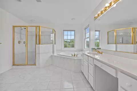 Bath - 401 Calloway Ct, Ashton, MD 20861 photo 3 of 13