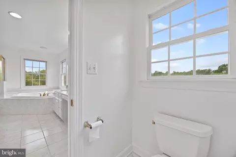 Entry Way - 401 Calloway Ct, Ashton, MD 20861 photo 6 of 6
