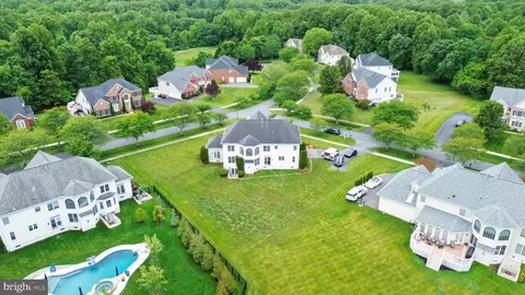 View/Area - 401 Calloway Ct, Ashton, MD 20861 photo 3 of 8