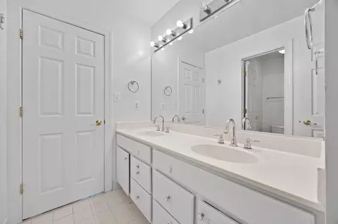 Bath - 401 Calloway Ct, Ashton, MD 20861 photo 12 of 13
