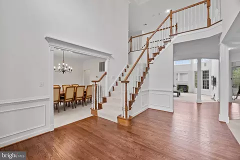 Entry Way - 401 Calloway Ct, Ashton, MD 20861 photo 2 of 6