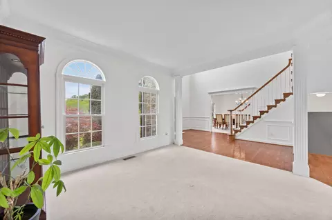 Living - 401 Calloway Ct, Ashton, MD 20861 photo 1 of 4