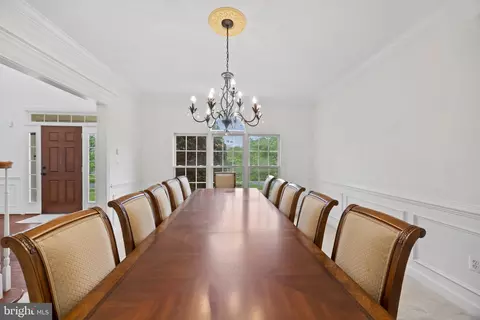Dining - 401 Calloway Ct, Ashton, MD 20861 photo 3 of 4