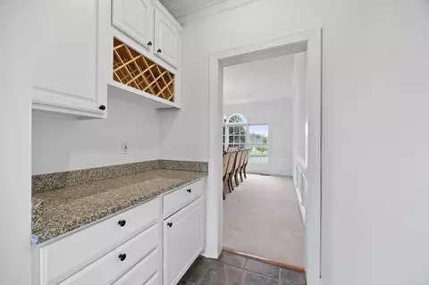 Entry Way - 401 Calloway Ct, Ashton, MD 20861 photo 3 of 6