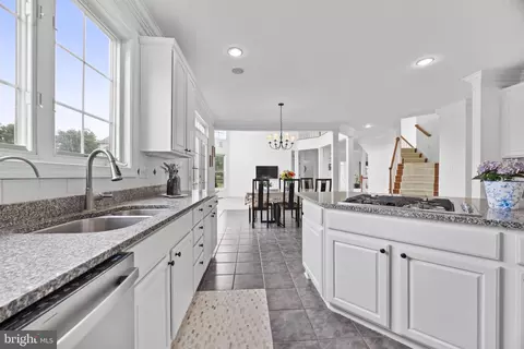 Kitchen - 401 Calloway Ct, Ashton, MD 20861 photo 4 of 9