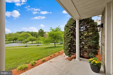 Exterior - 401 Calloway Ct, Ashton, MD 20861 photo 4 of 8