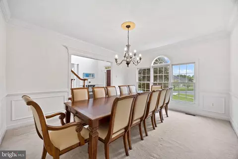 Dining - 401 Calloway Ct, Ashton, MD 20861 photo 2 of 4